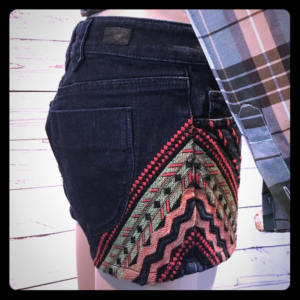 Women's Size 28 BDG Shorts